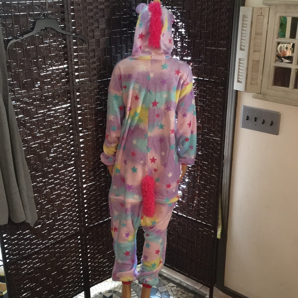One piece Unicorn 🦄 pajamas or costume. Pockets and zip rear near tail - Picture 4 of 6